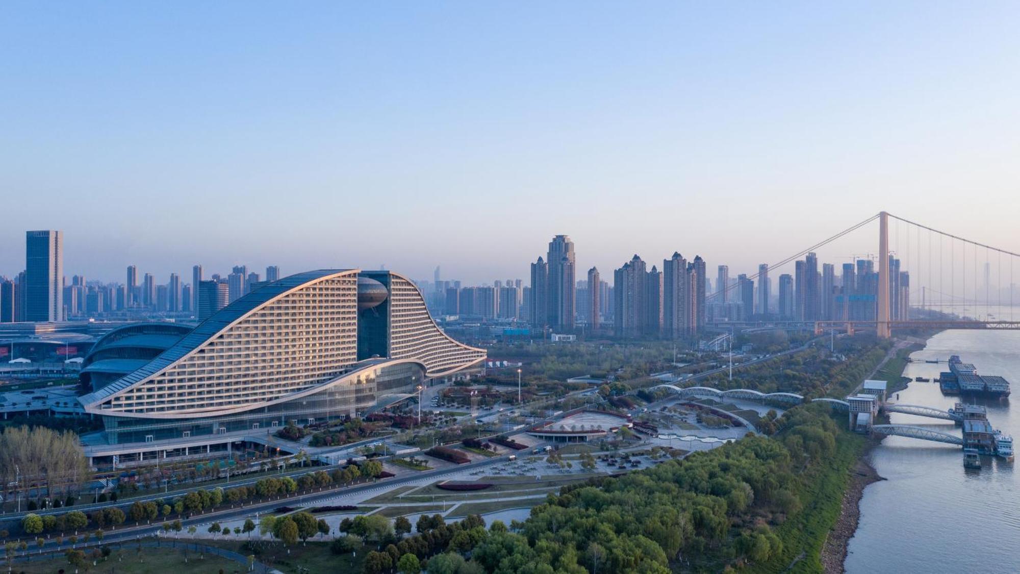 Intercontinental Wuhan By Ihg - Yangtze River View Esterno foto