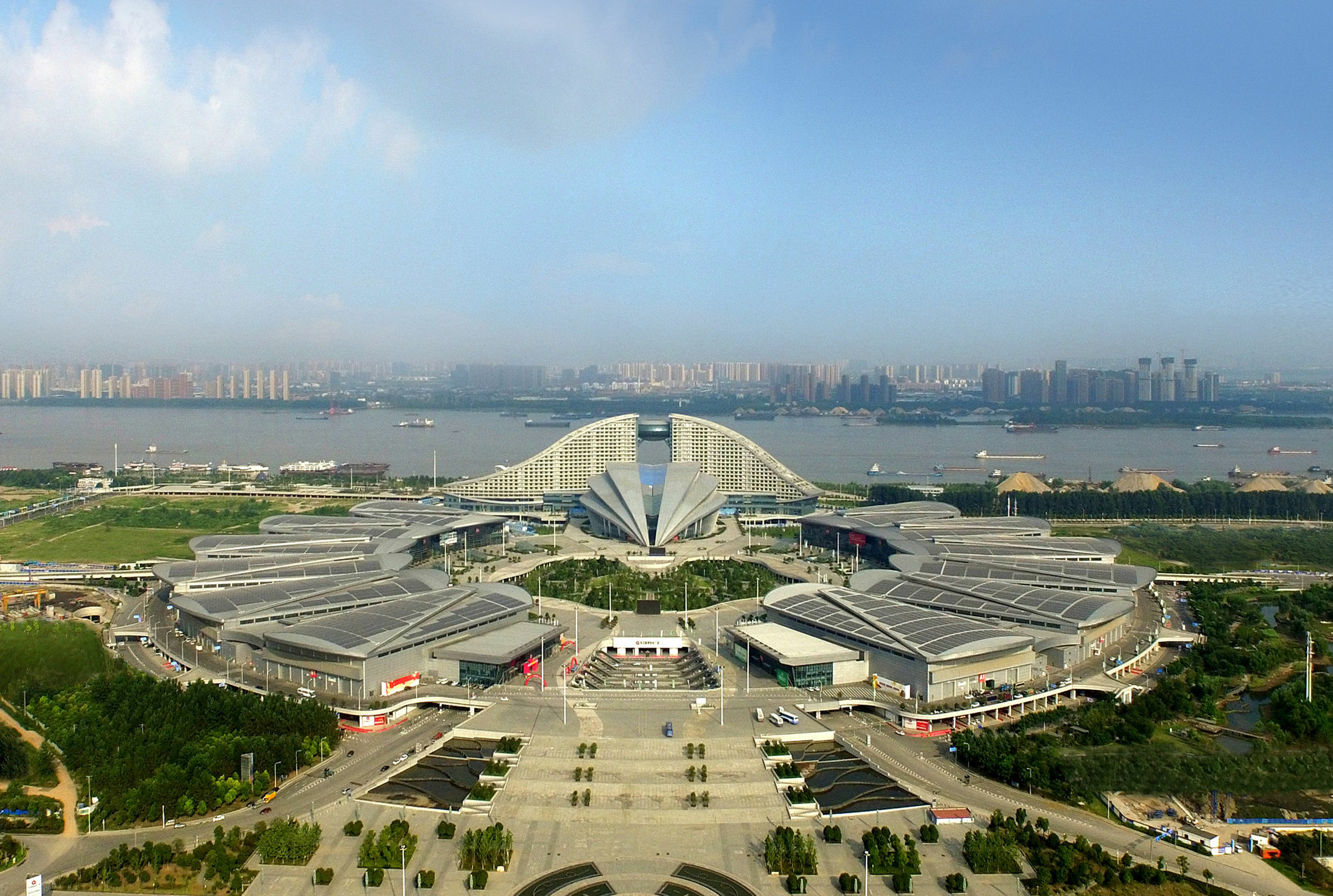 Intercontinental Wuhan By Ihg - Yangtze River View Esterno foto